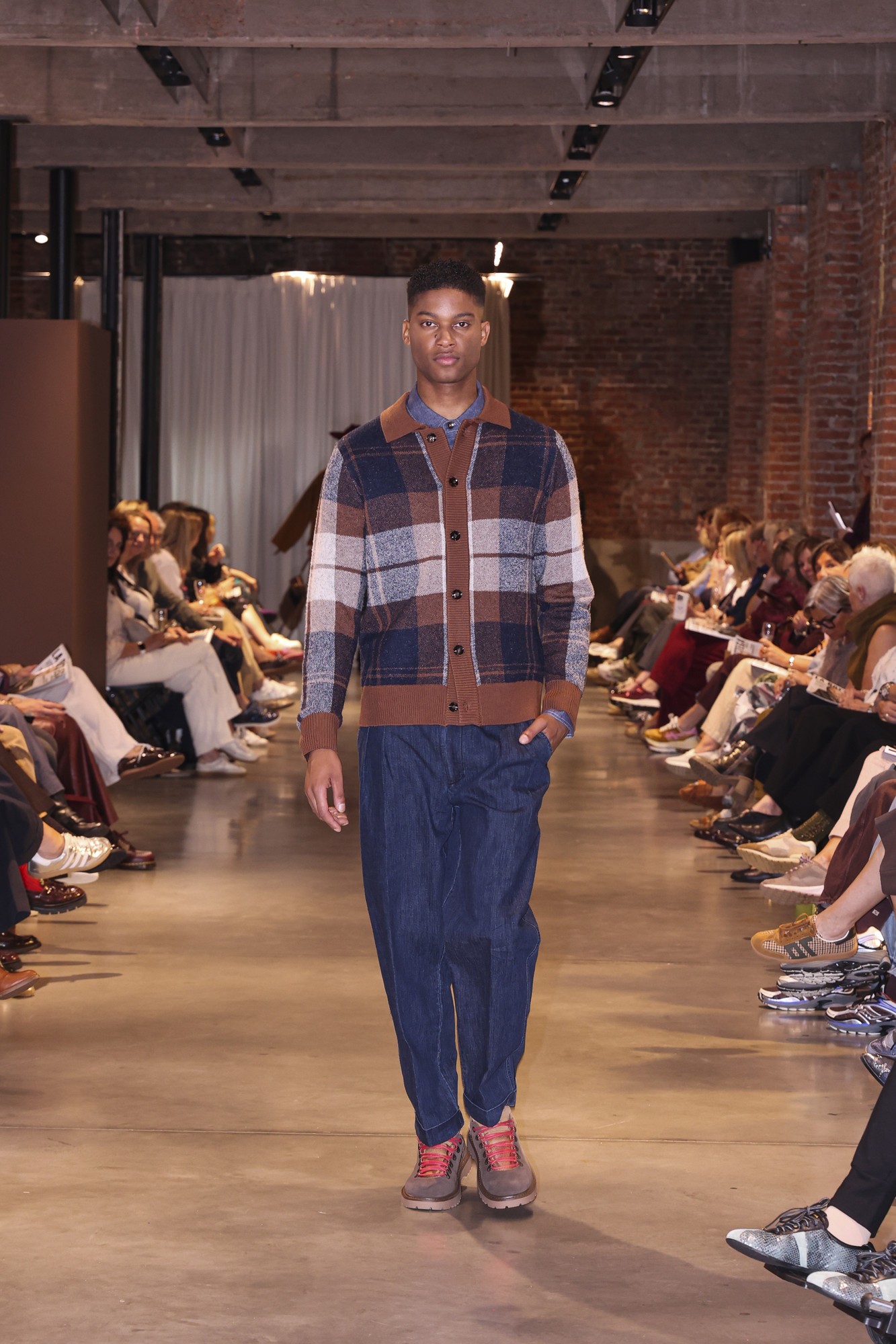 Runway Show PT.1 - 0.031