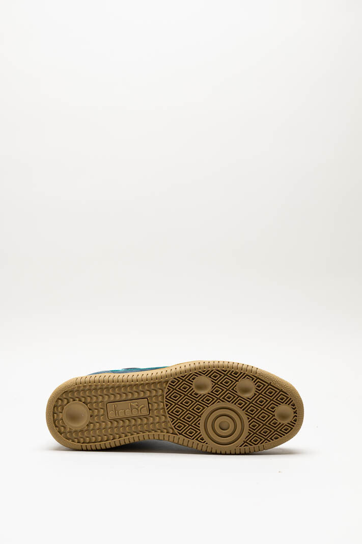 zoom in on Blauw Sneaker image Blauw Sneaker image