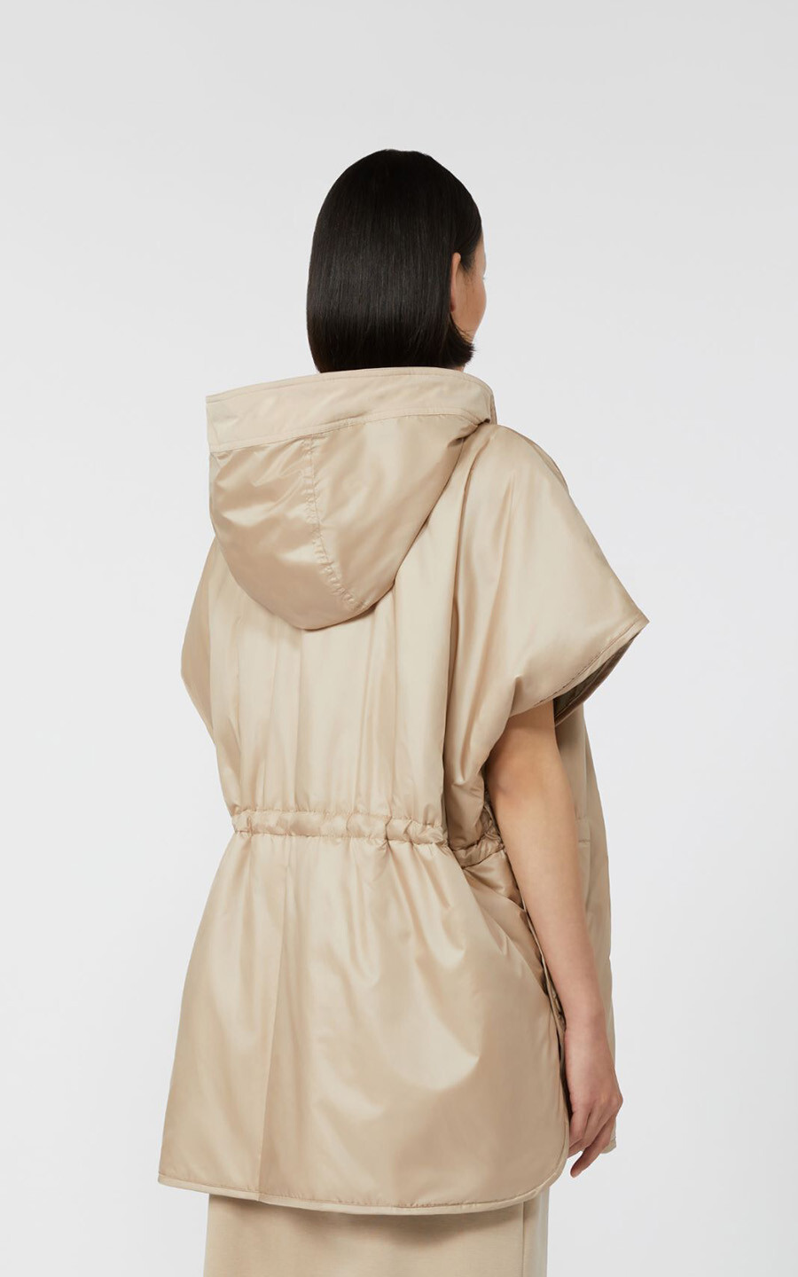 Beige Jas