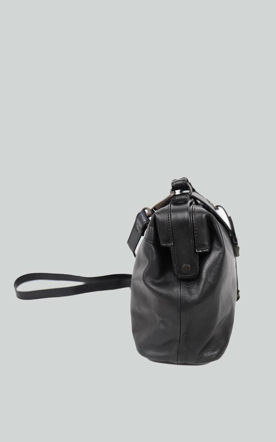 zoom in on Zwart Cross body image Zwart Cross body image