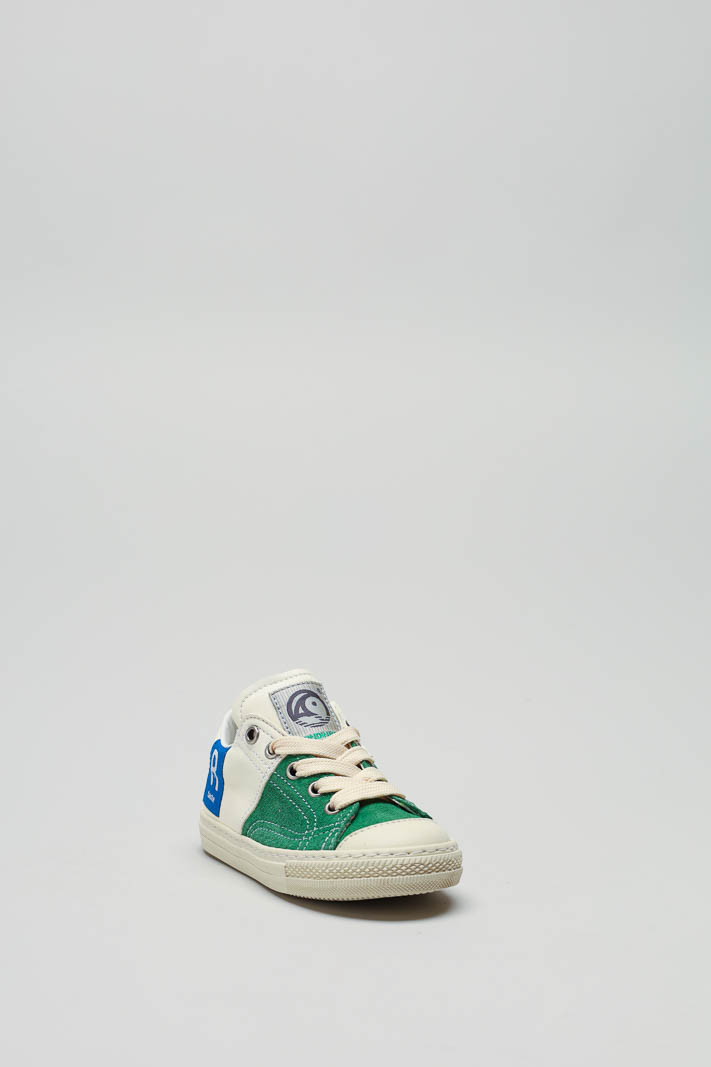 zoom in on Groen Sneaker image Groen Sneaker image