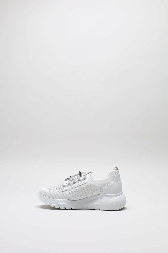 zoom in on Wit Sneaker image Wit Sneaker image