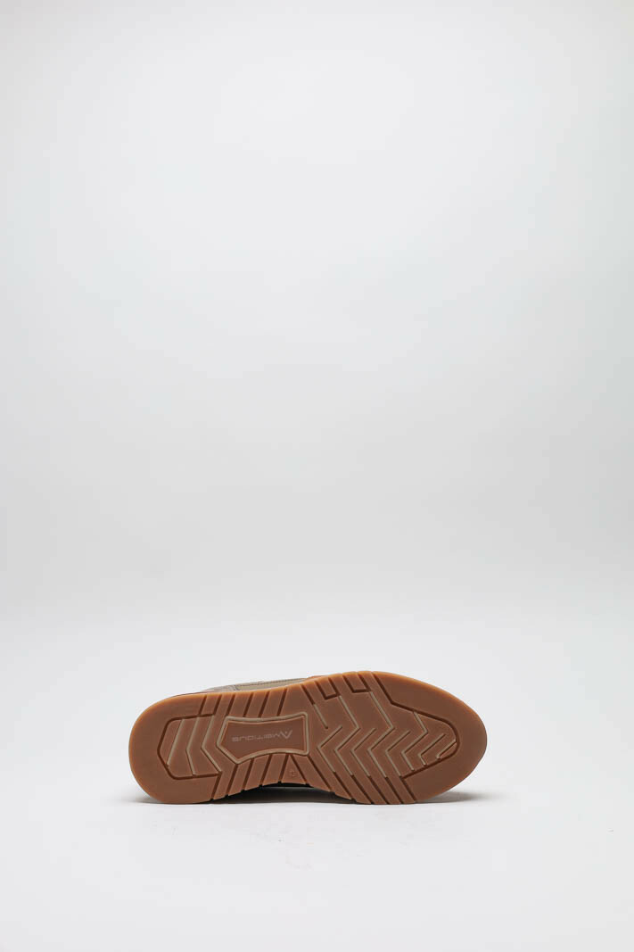 zoom in on Bruin Sneaker image Bruin Sneaker image