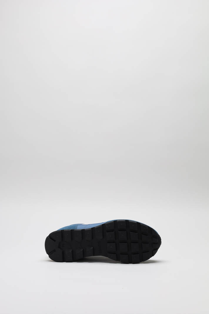 zoom in on Blauw Sneaker image Blauw Sneaker image