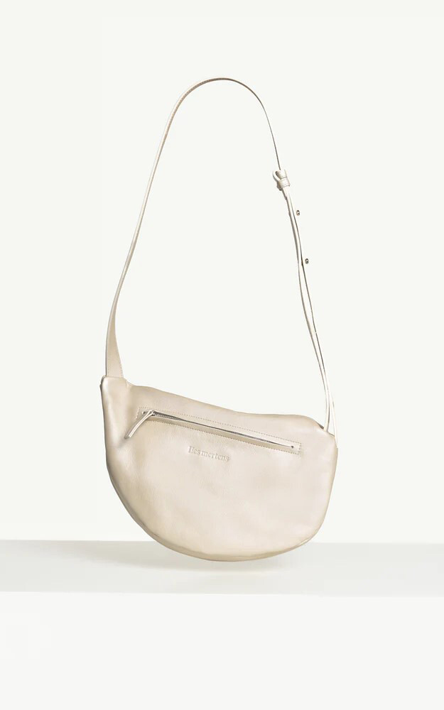 Lichtbeige Cross body image