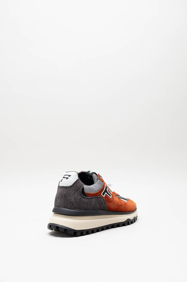 Roodbruin Sneaker image