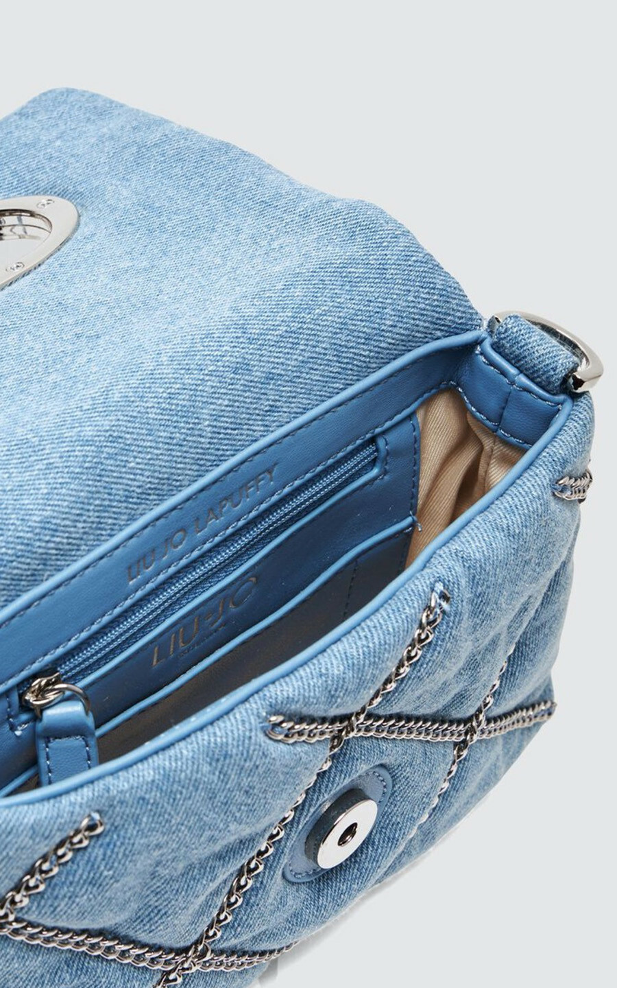 zoom in on Jeans Cross body image Jeans Cross body image