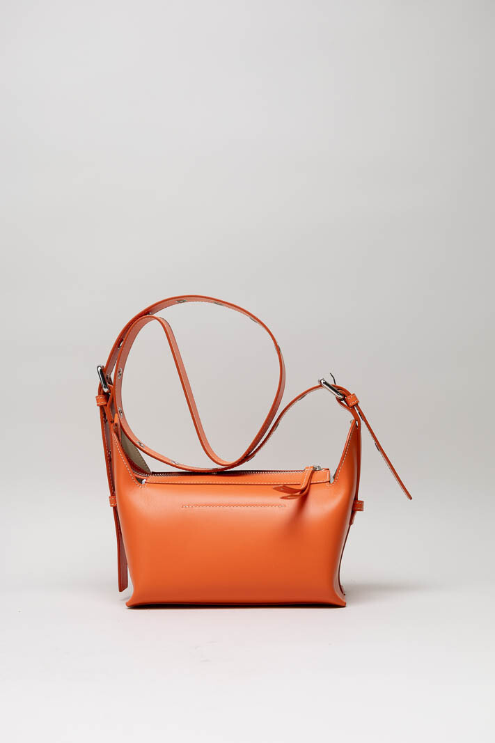 Oranje Cross body image