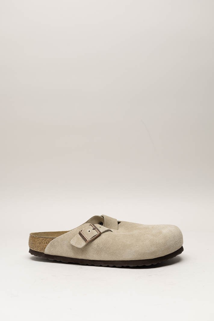 Taupe Muil