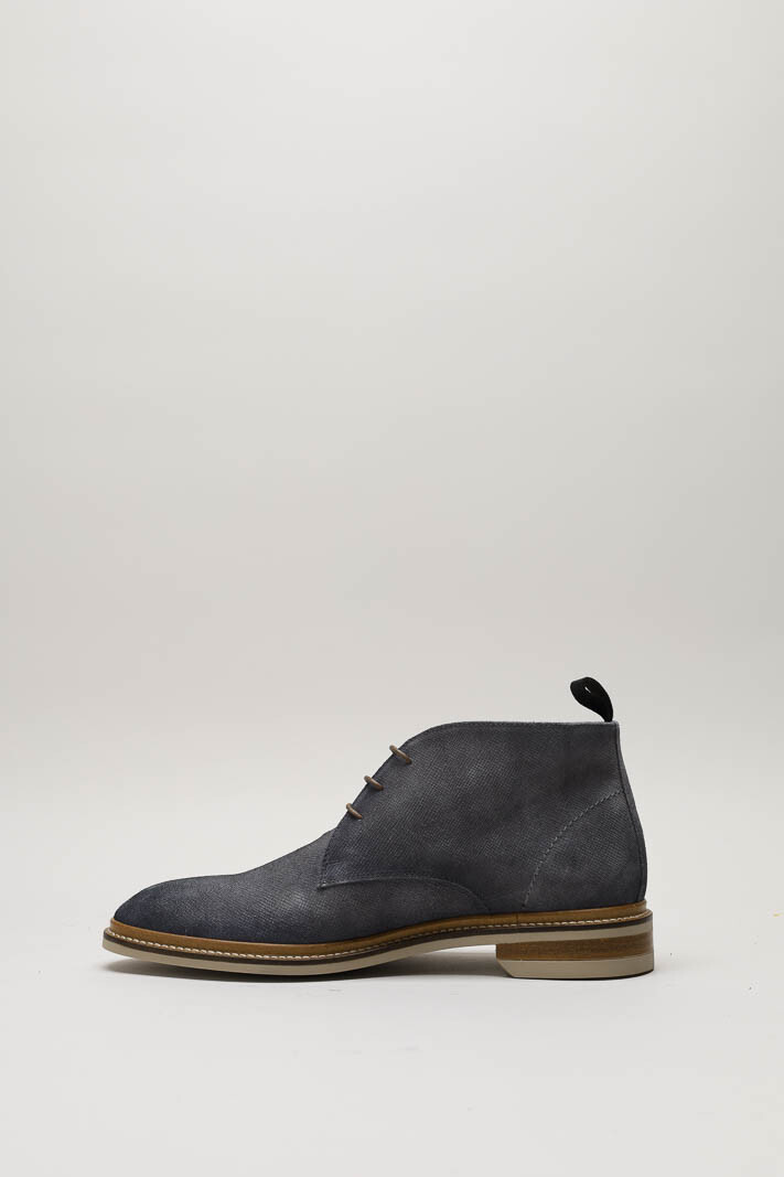 zoom in on Grijs Veterschoen hoog image Grijs Veterschoen hoog image