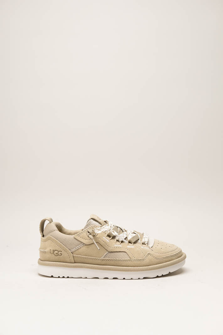 Beige Sneaker