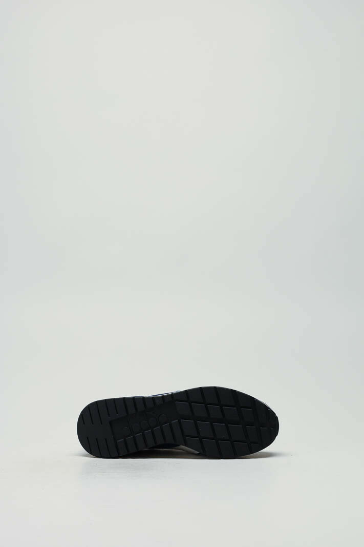 zoom in on Blauw Sneaker image Blauw Sneaker image