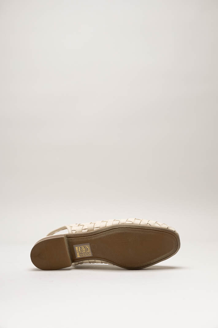 Ecru Ballerina image