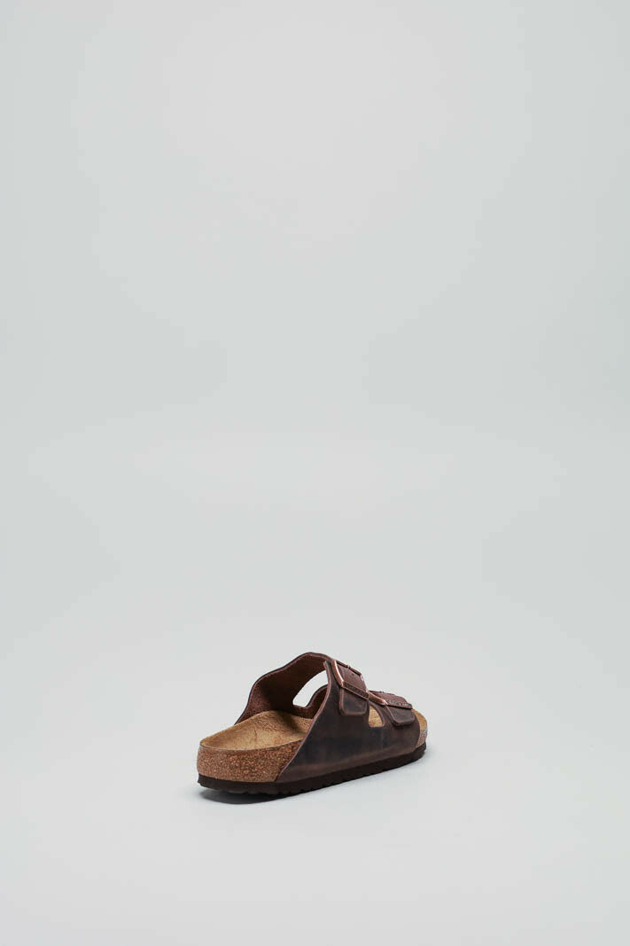 zoom in on Bruin Slipper image Bruin Slipper image
