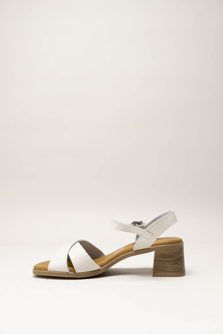 Lichtbeige Sandaal hak image