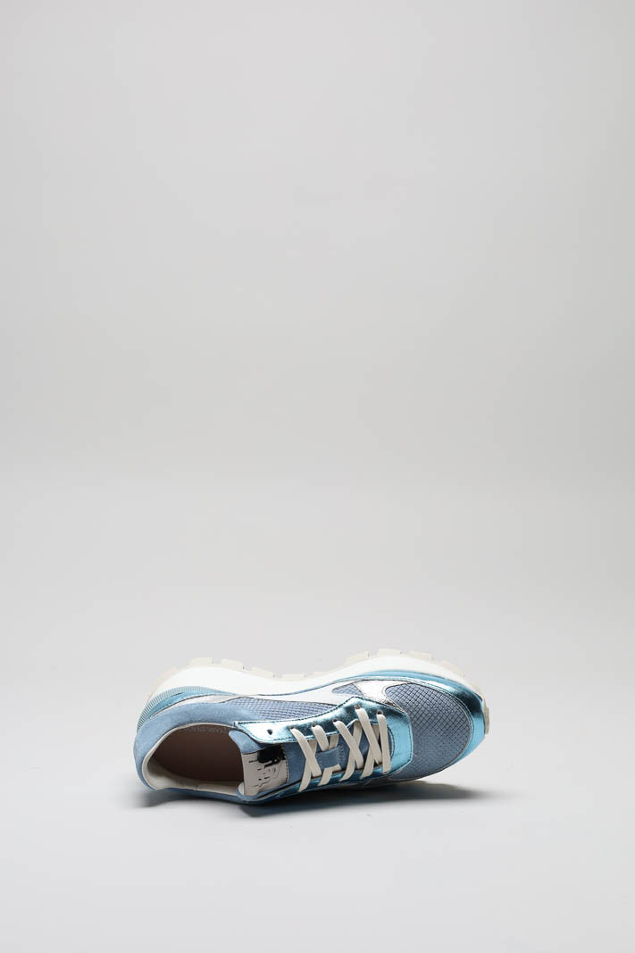 zoom in on Blauw Sneaker image Blauw Sneaker image