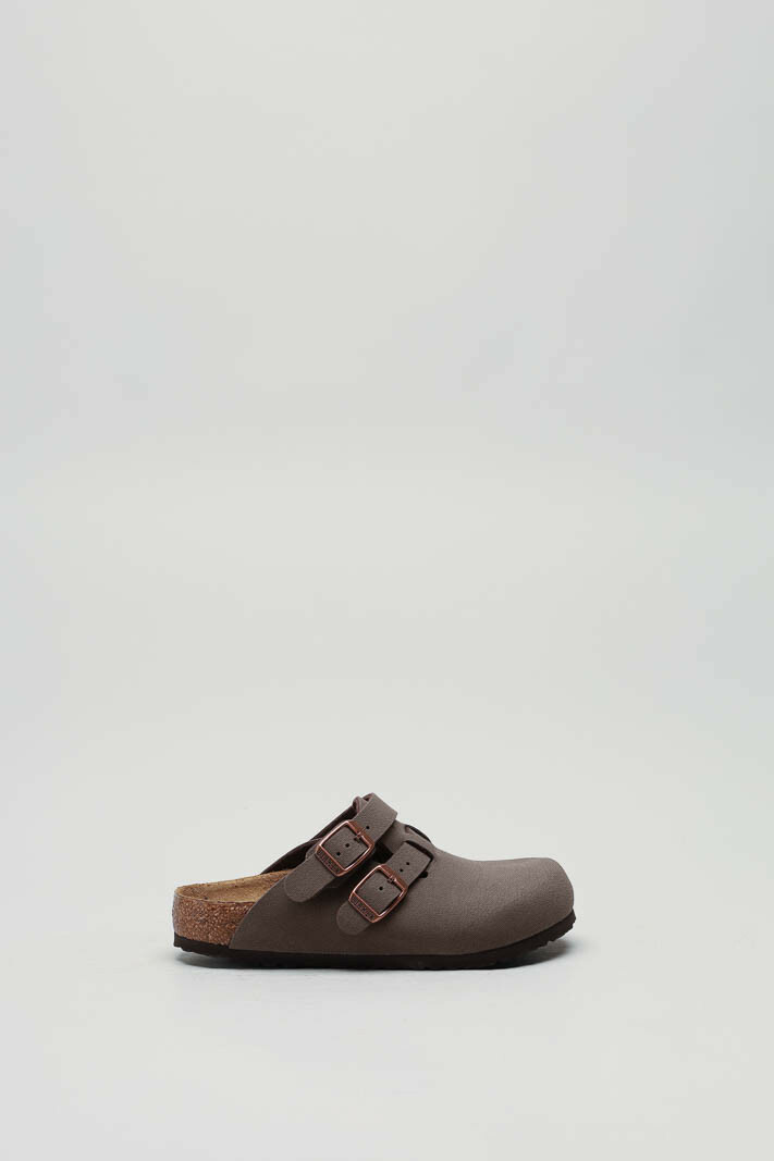 zoom in on Bruin Slipper image Bruin Slipper image
