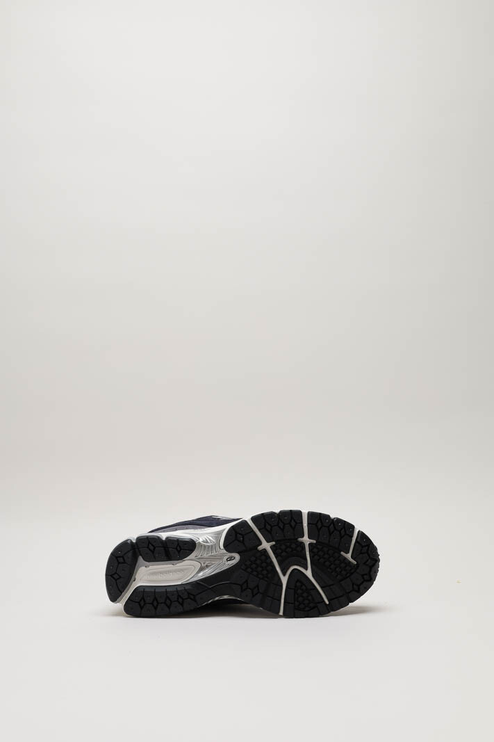 zoom in on Donkergrijs Sneaker image Donkergrijs Sneaker image