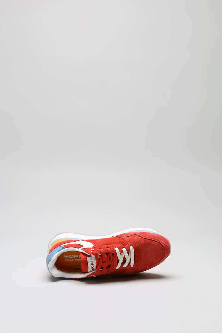 zoom in on Rood Sneaker image Rood Sneaker image