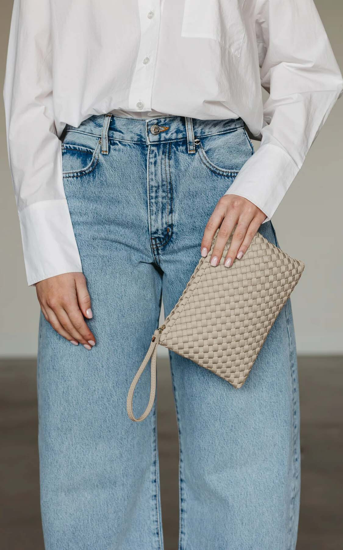 Lichtbeige Clutch image