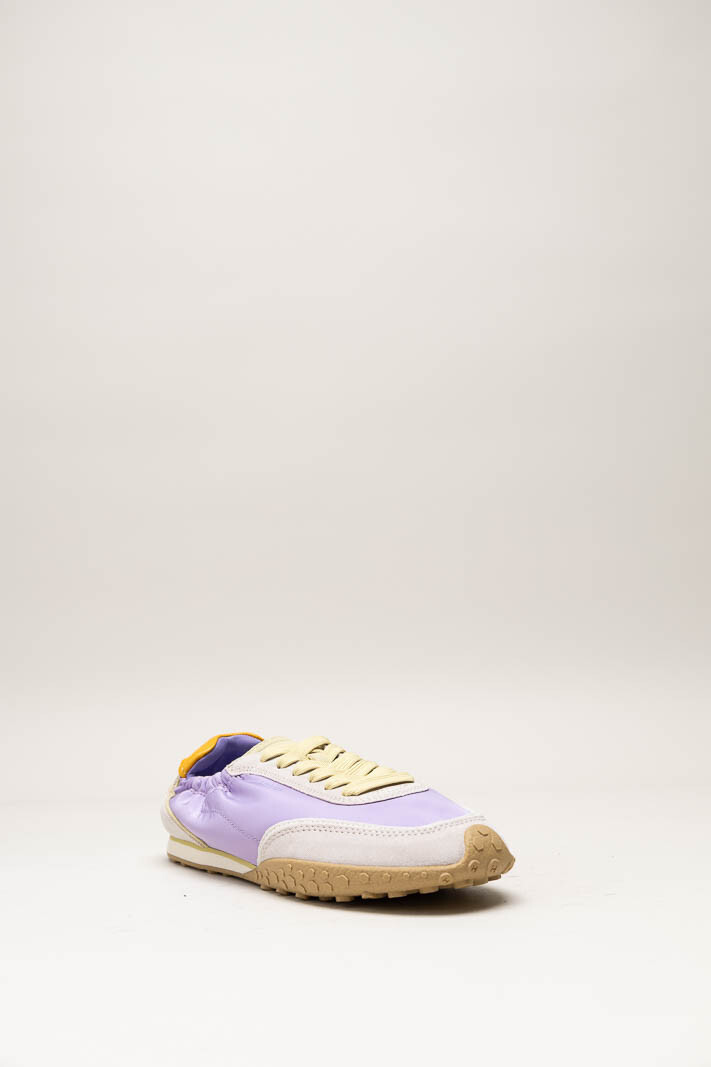 Lila Sneaker