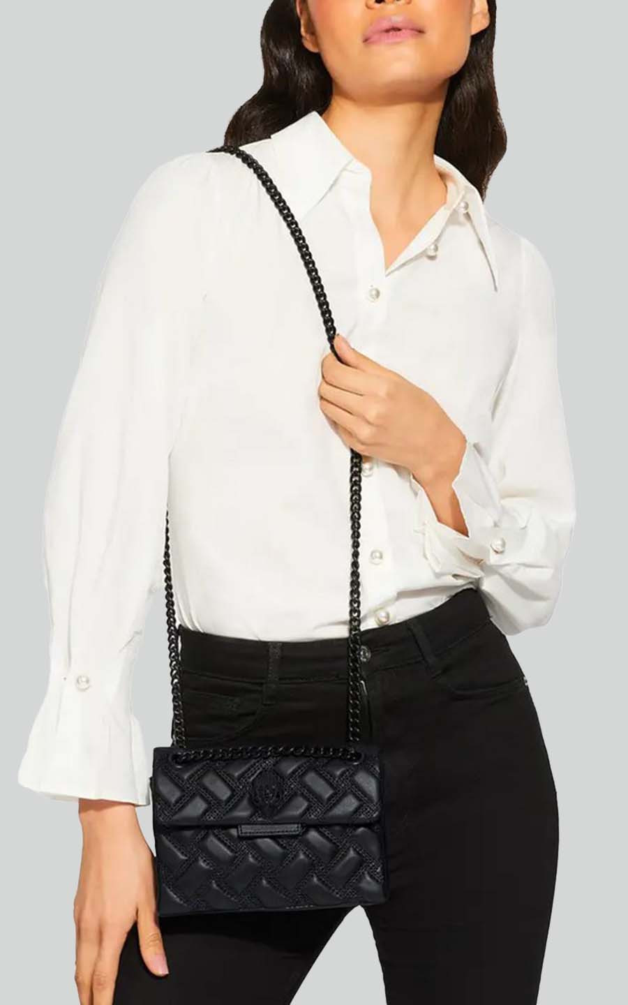 zoom in on Zwart Cross body image Zwart Cross body image