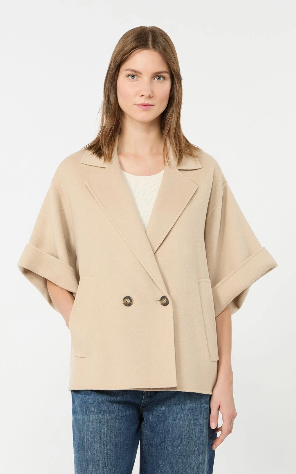 Beige Jas