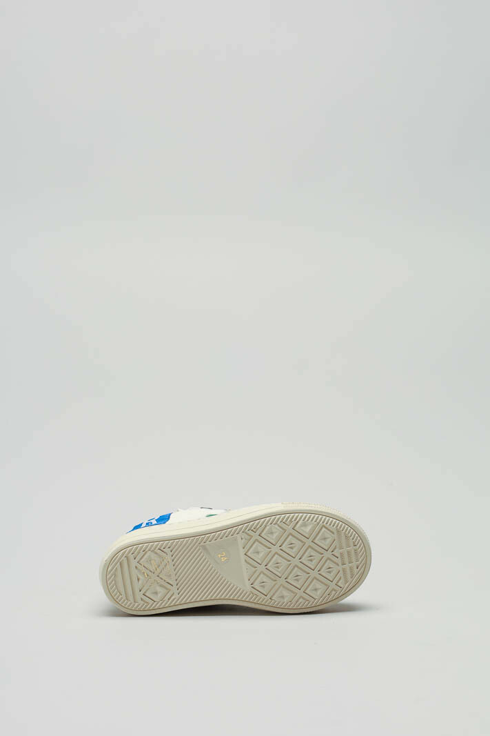 zoom in on Groen Sneaker image Groen Sneaker image