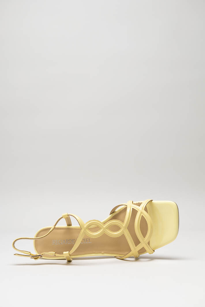 Geel Sandaal hak image