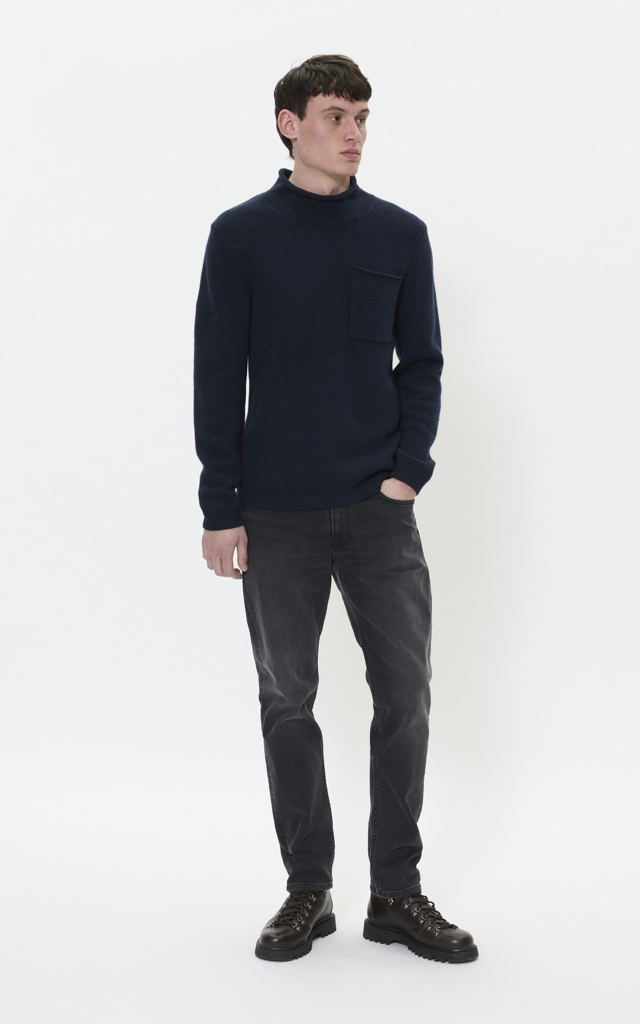 zoom in on Donkerblauw Trui image Donkerblauw Trui image