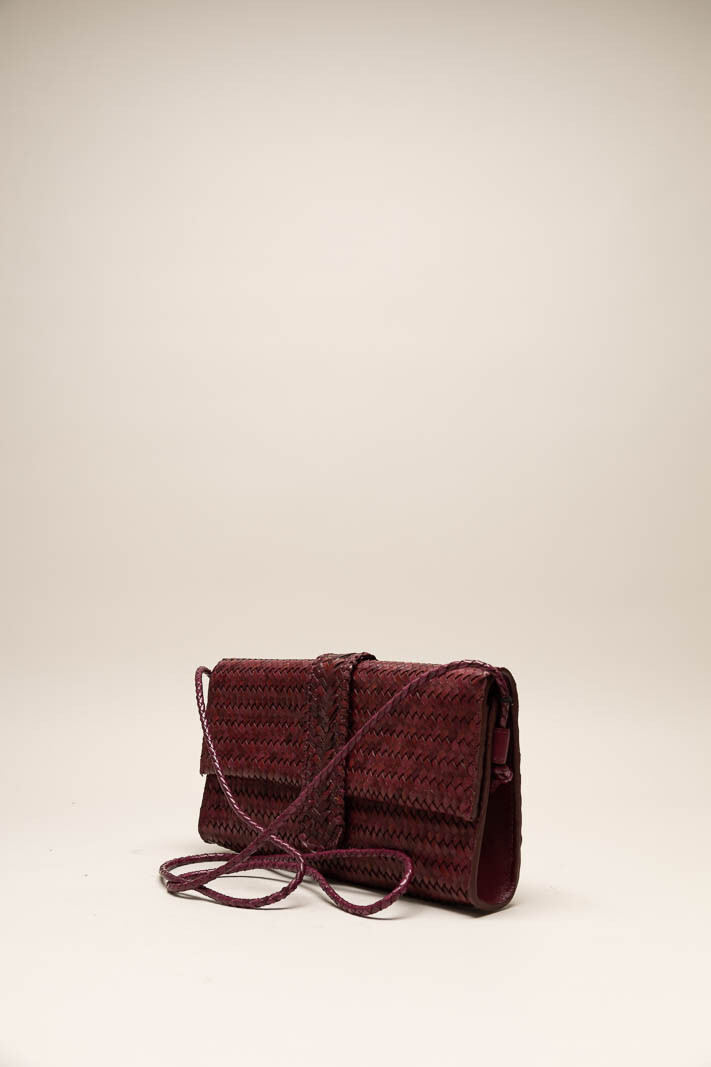 Bordeaux Clutch