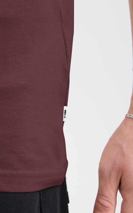 Bordeaux T-shirt image