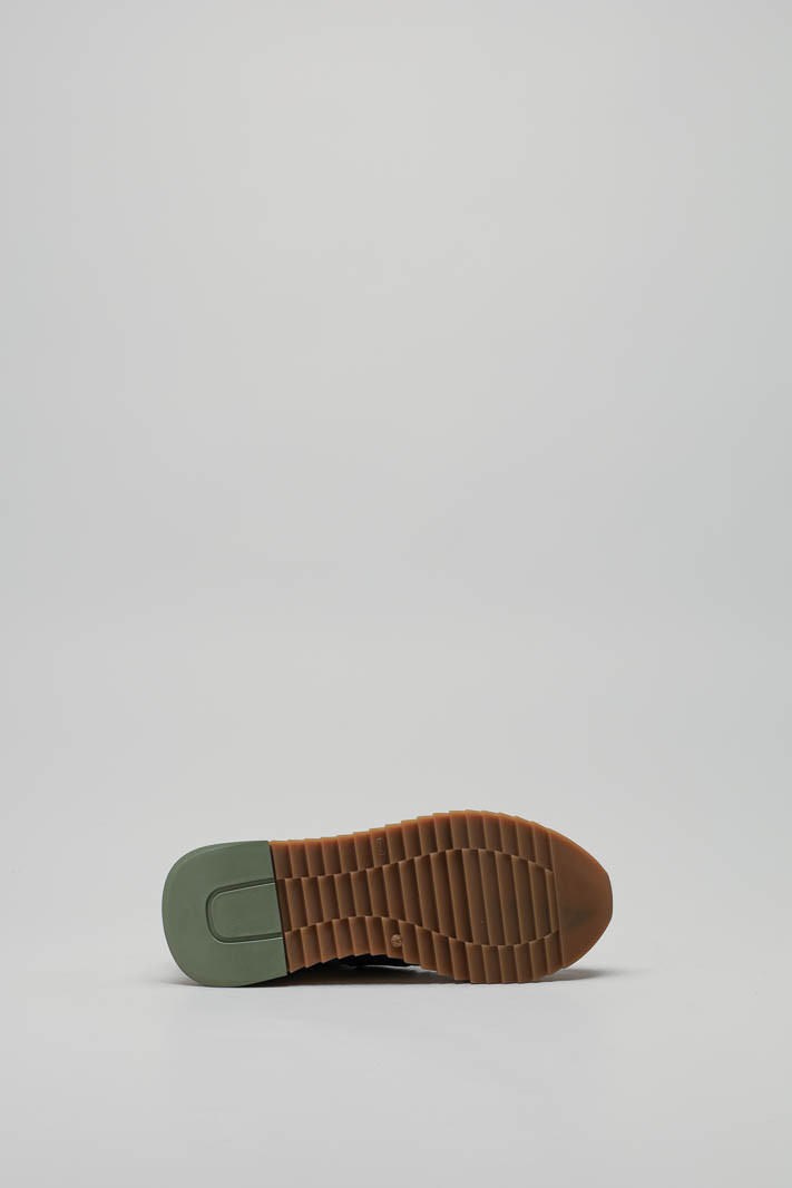 zoom in on Blauw Sneaker image Blauw Sneaker image