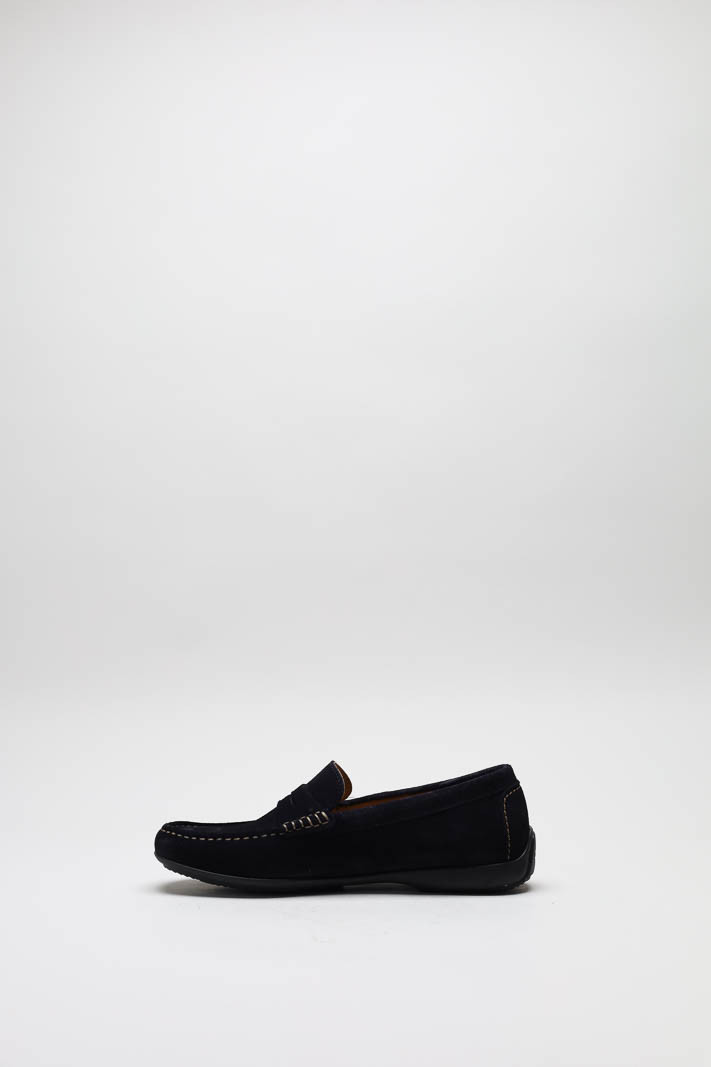 zoom in on Donkerblauw Mocassin image Donkerblauw Mocassin image