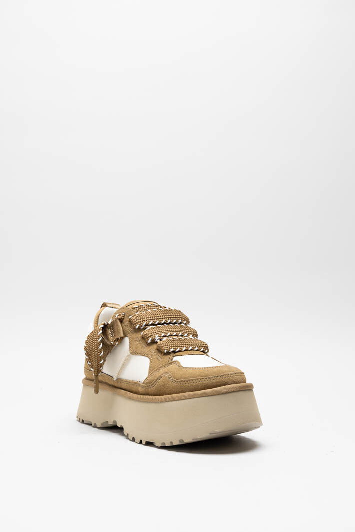 Camel Sneaker