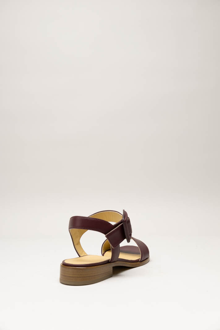 Bordeaux Sandaal plat image