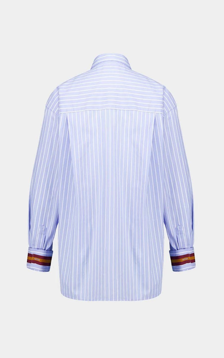 zoom in on Blauw Hemd image Blauw Hemd image