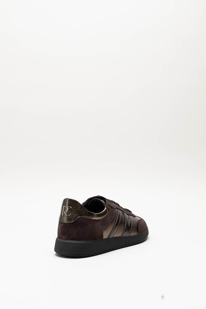 zoom in on Donkerbruin Sneaker image Donkerbruin Sneaker image