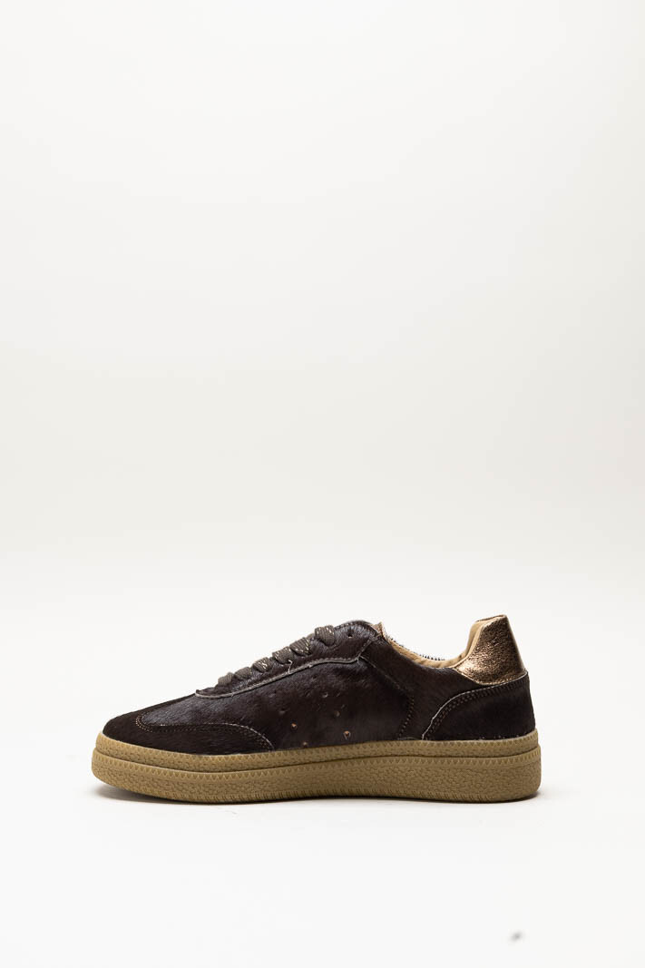 zoom in on Donkerbruin Sneaker image Donkerbruin Sneaker image