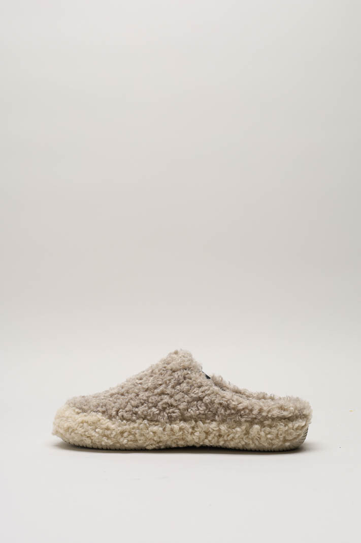 Taupe Pantoffel image