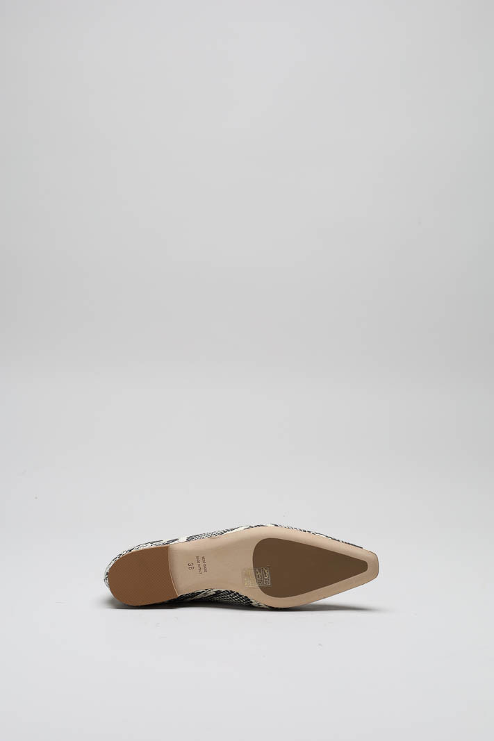 zoom in on Beige Ballerina image Beige Ballerina image