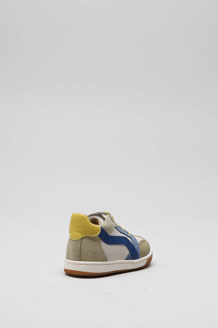zoom in on Kaki Sneaker image Kaki Sneaker image