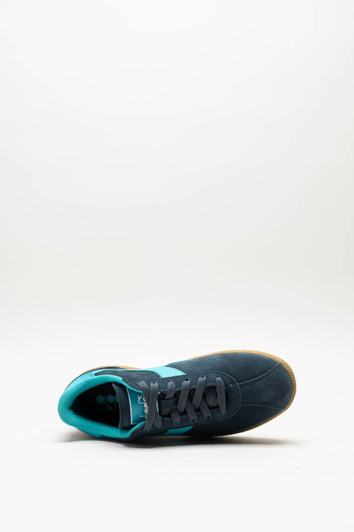zoom in on Blauw Sneaker image Blauw Sneaker image
