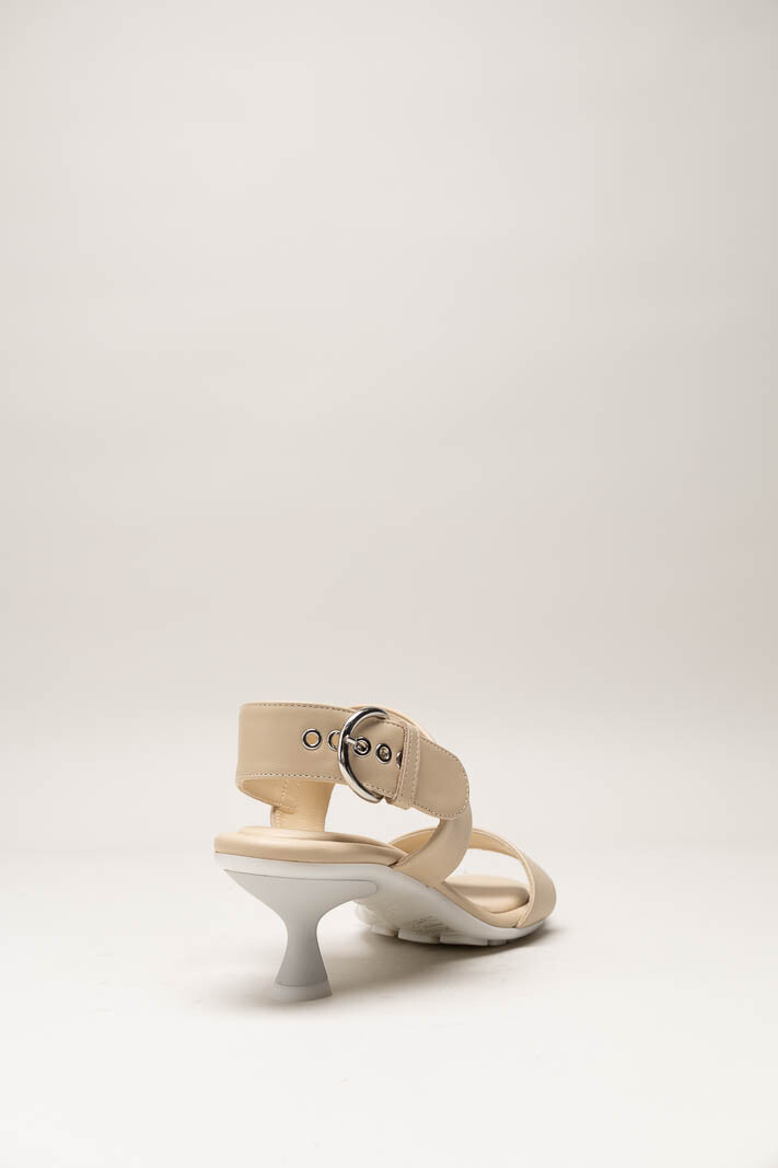 Nude Sandaal hak image