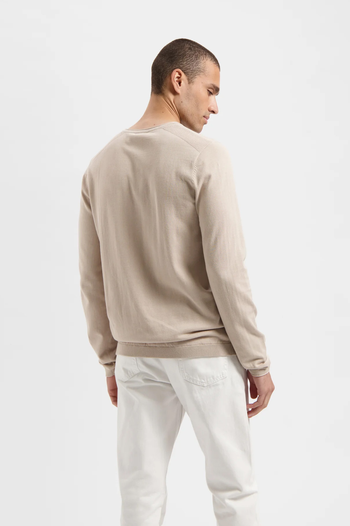 zoom in on Beige Trui image Beige Trui image