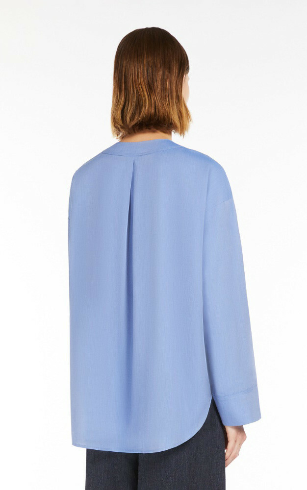 zoom in on Blauw Blouse image Blauw Blouse image