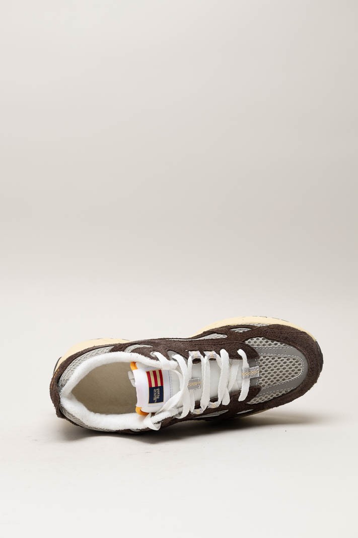 Bruin Sneaker image
