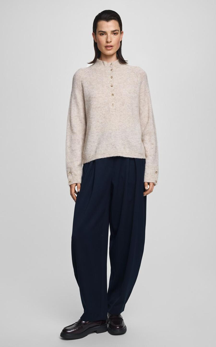 Beige Sweater/trui