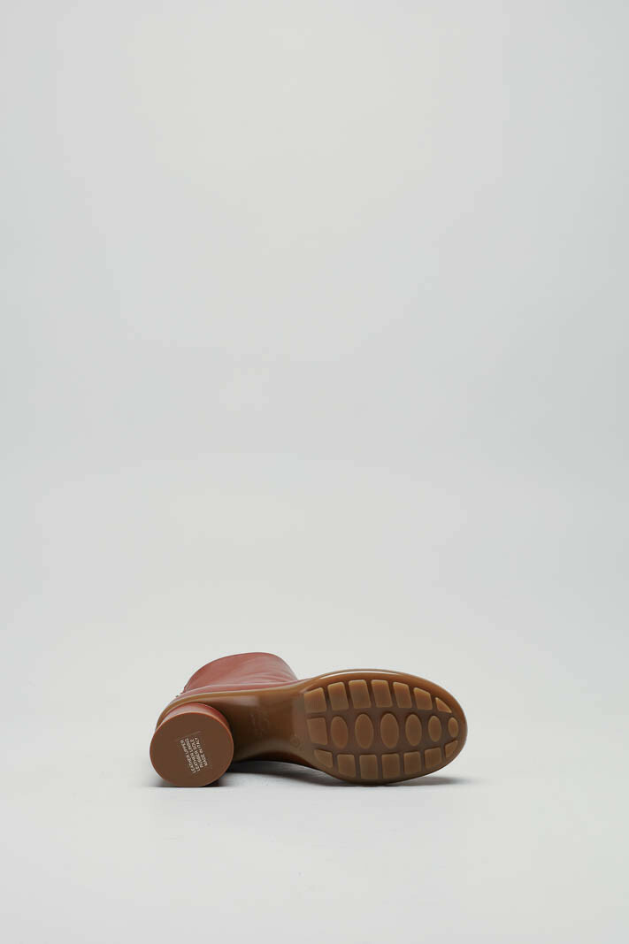 zoom in on Cognac Enkellaars hak image Cognac Enkellaars hak image