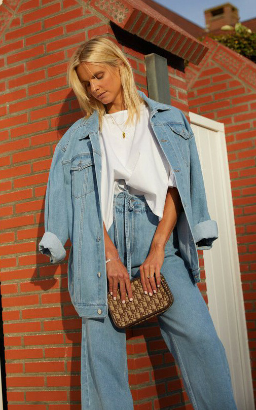 zoom in on Jeans Broek image Jeans Broek image